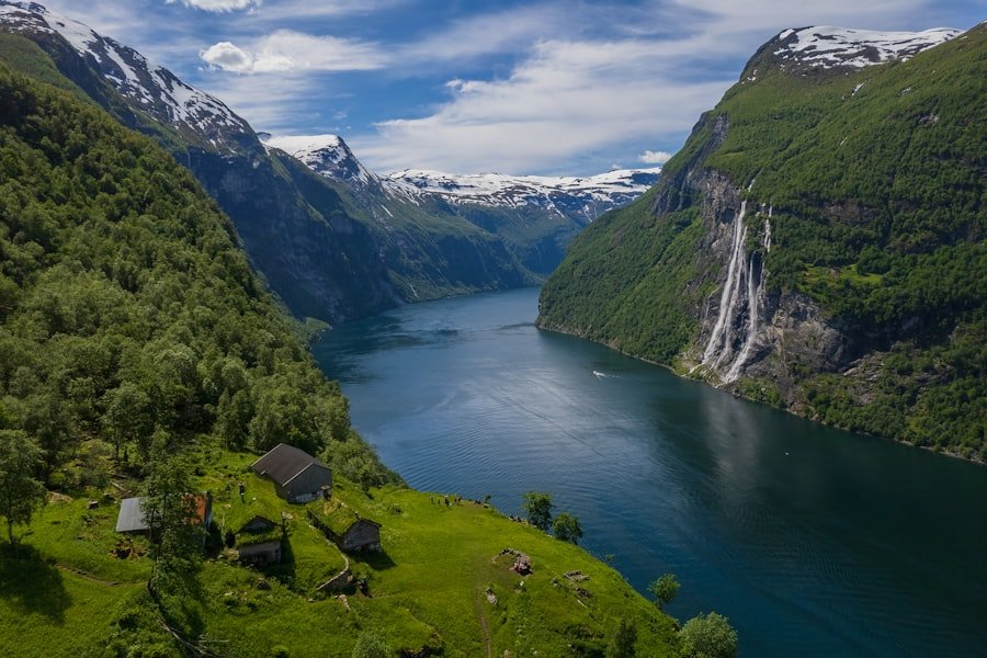 Znane Rzeczy Z Norwegii | Norweskie Fjordy – Piękno Natury
