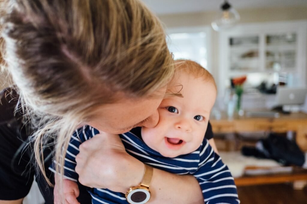 Photo Norwegian family life: traditions and modern dynamics Relevant image: Family gathering
